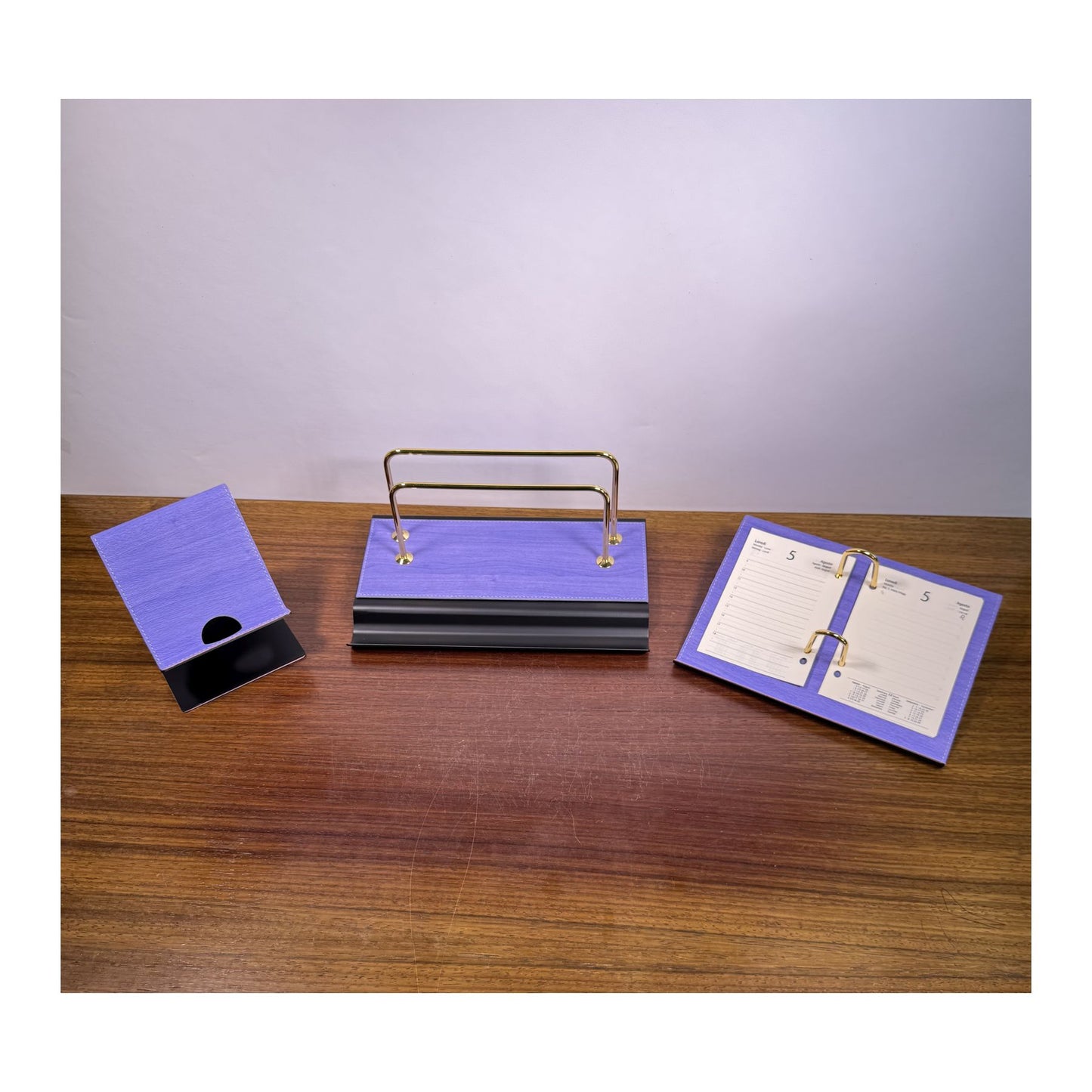 "Horizon" Desk Calendar Holder