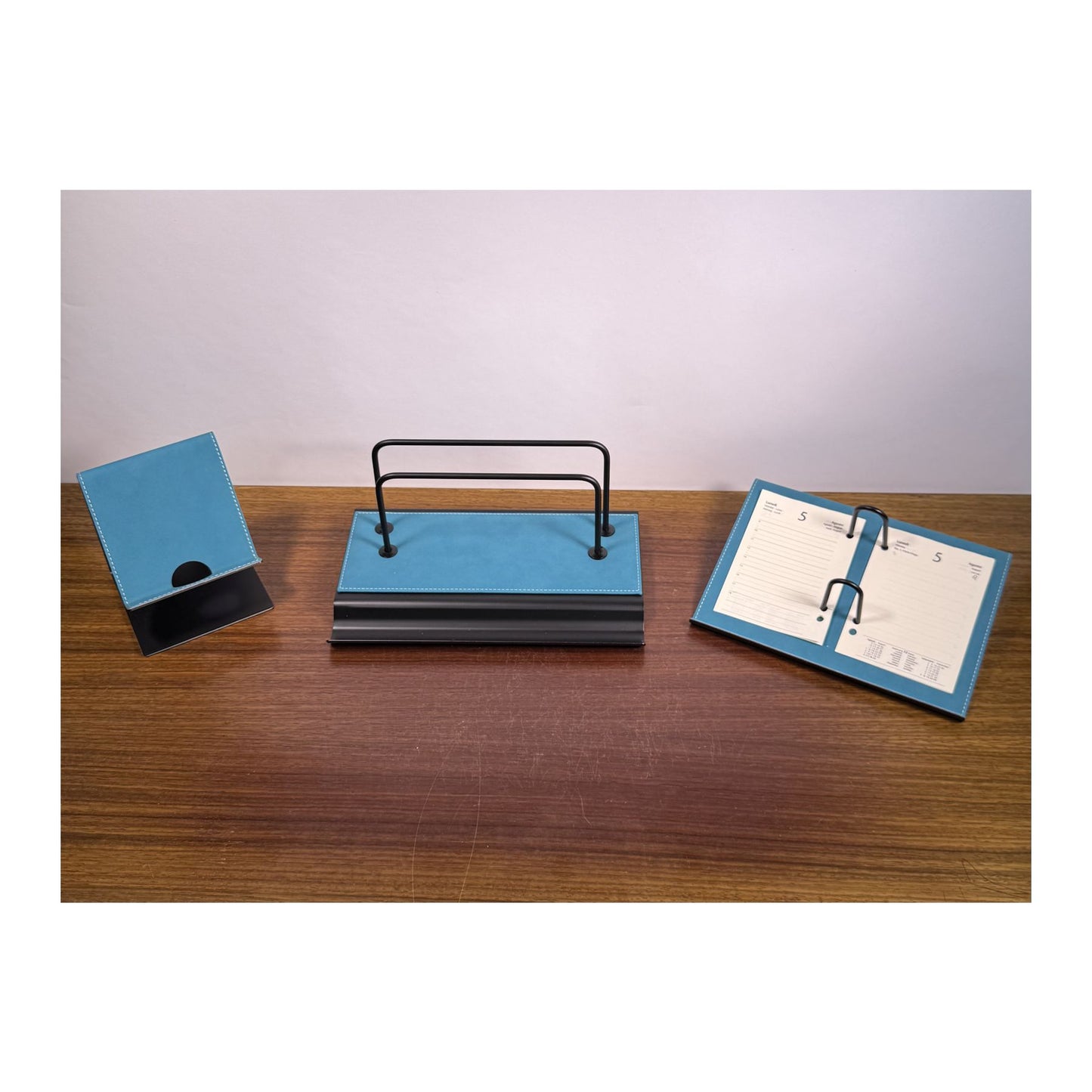 "Orion" Desk Calendar Holder